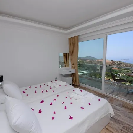Seaview 4 Bedroom - 1167 * カルカン